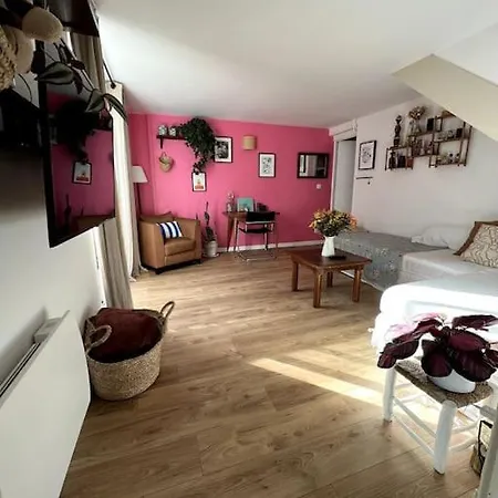 Terrasse A 8 Min Des Plages Апартаменты *